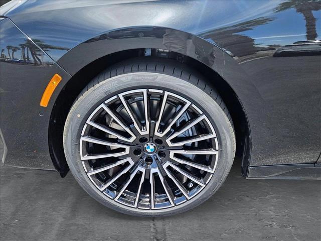 new 2025 BMW 760 car, priced at $134,675