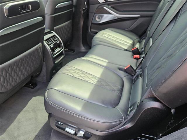 used 2023 BMW X7 car, priced at $88,995