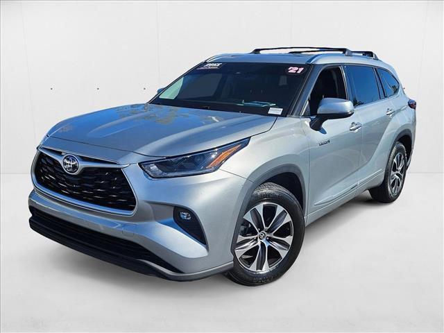 used 2021 Toyota Highlander Hybrid car, priced at $36,991