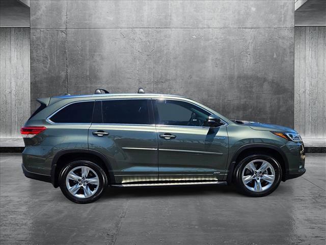used 2019 Toyota Highlander Hybrid car, priced at $29,998
