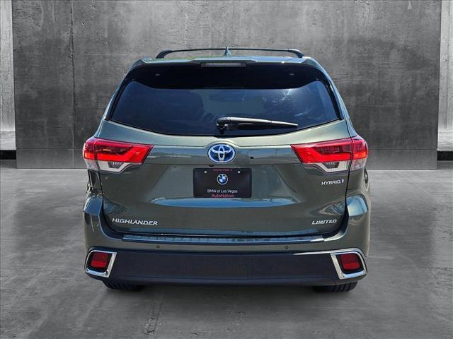 used 2019 Toyota Highlander Hybrid car, priced at $29,998