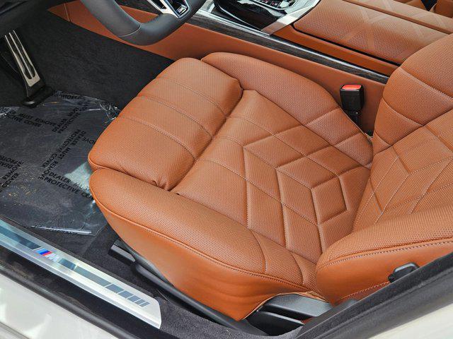 new 2025 BMW 760 car, priced at $141,455