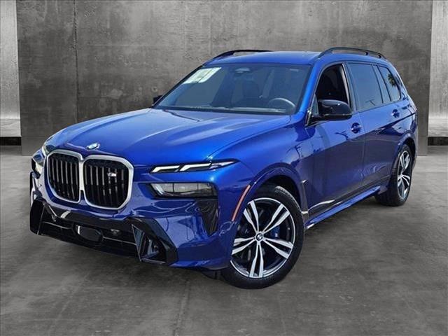 new 2025 BMW X7 car, priced at $115,370