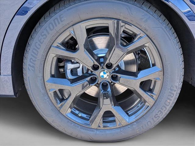 new 2026 BMW X7 car, priced at $92,875