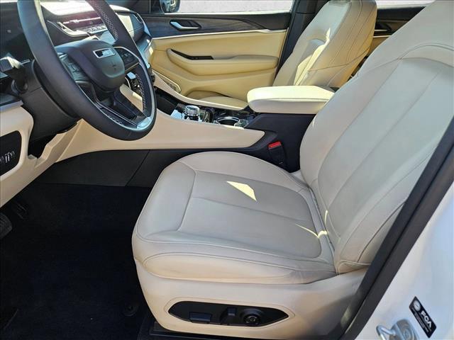 used 2023 Jeep Grand Cherokee car, priced at $33,558