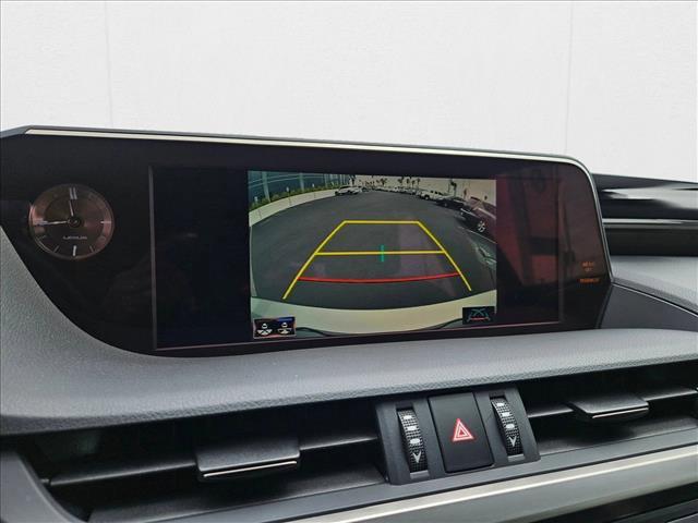 used 2019 Lexus ES 300h car, priced at $26,942