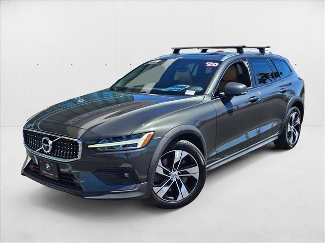 used 2020 Volvo V60 Cross Country car, priced at $26,555