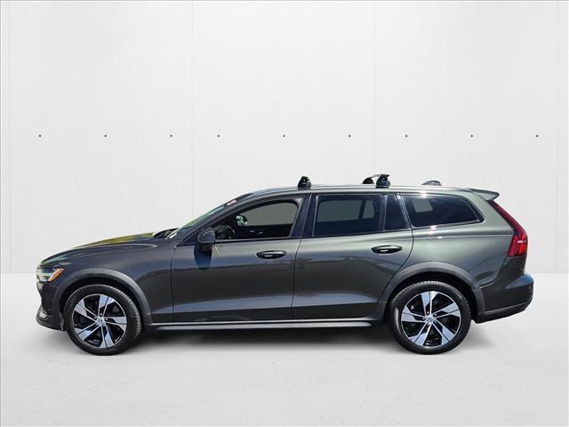 used 2020 Volvo V60 Cross Country car, priced at $24,991