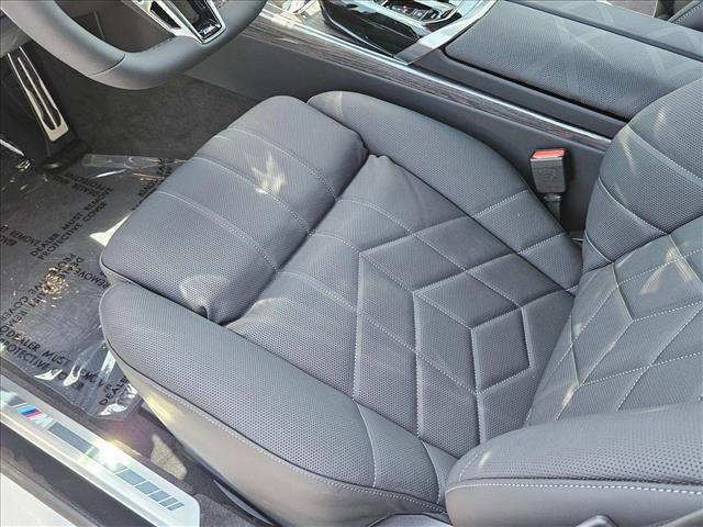 new 2025 BMW 760 car, priced at $129,625
