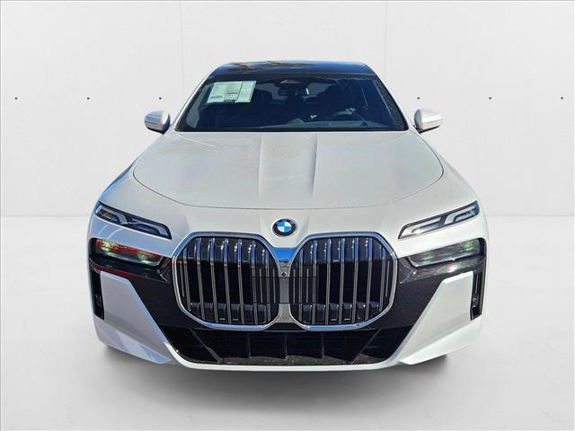 new 2025 BMW 760 car, priced at $127,025