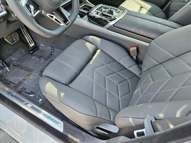 new 2025 BMW 760 car, priced at $129,625
