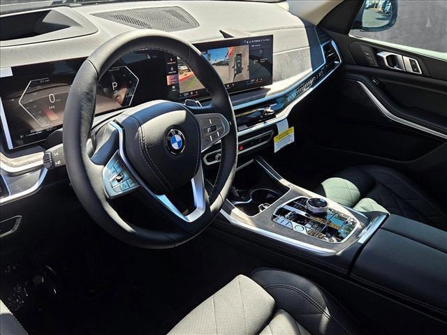 new 2025 BMW X7 car, priced at $90,525