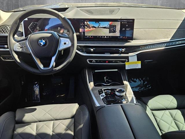 new 2025 BMW X7 car, priced at $90,525