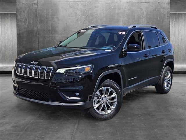 used 2019 Jeep Cherokee car, priced at $21,357