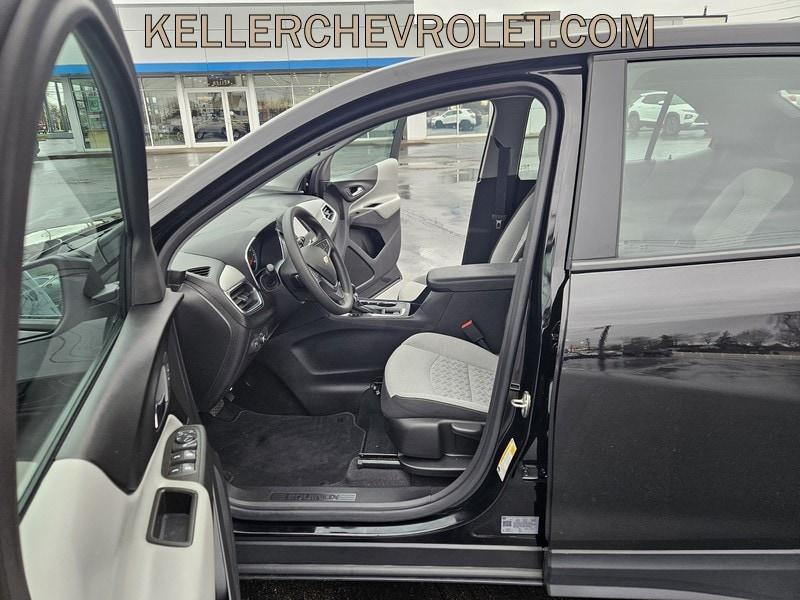 used 2023 Chevrolet Equinox car, priced at $23,499