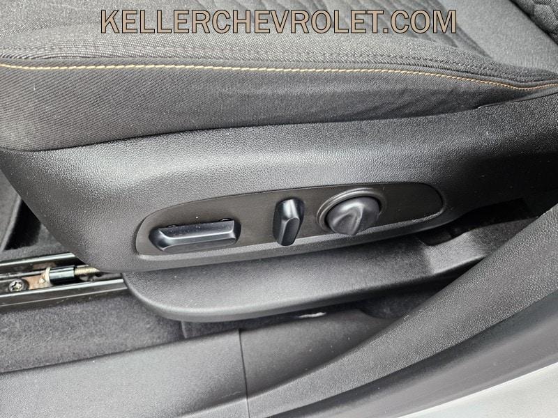 used 2021 Chevrolet Equinox car, priced at $22,353