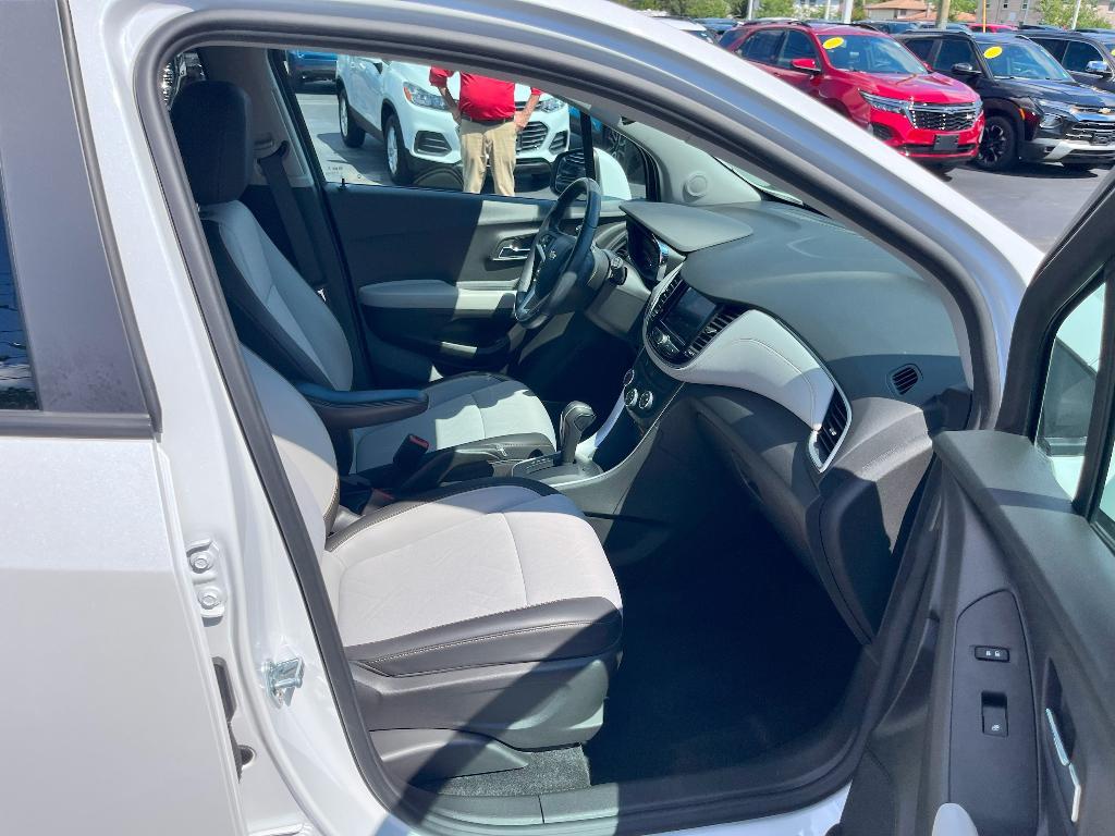 used 2022 Chevrolet Trax car, priced at $18,217