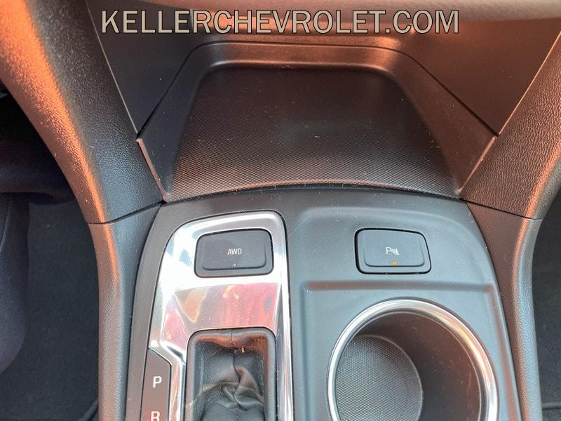 used 2022 Chevrolet Equinox car, priced at $23,499