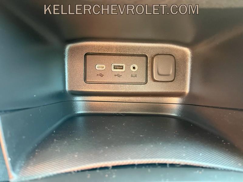 used 2022 Chevrolet Equinox car, priced at $23,499