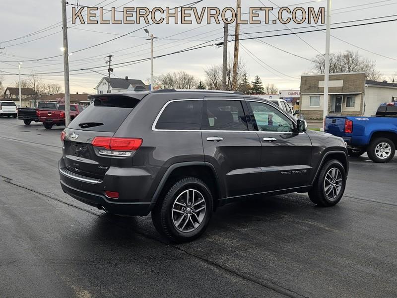 used 2018 Jeep Grand Cherokee car, priced at $24,599