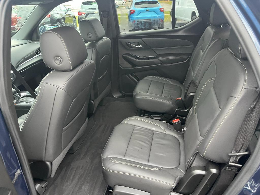 used 2023 Chevrolet Traverse car, priced at $32,999