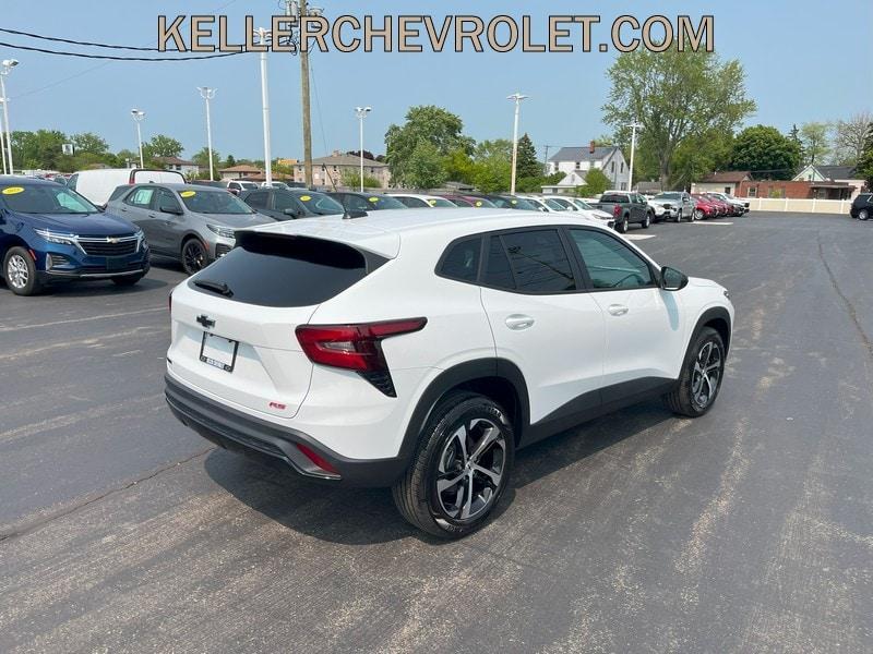 used 2024 Chevrolet Trax car, priced at $23,480
