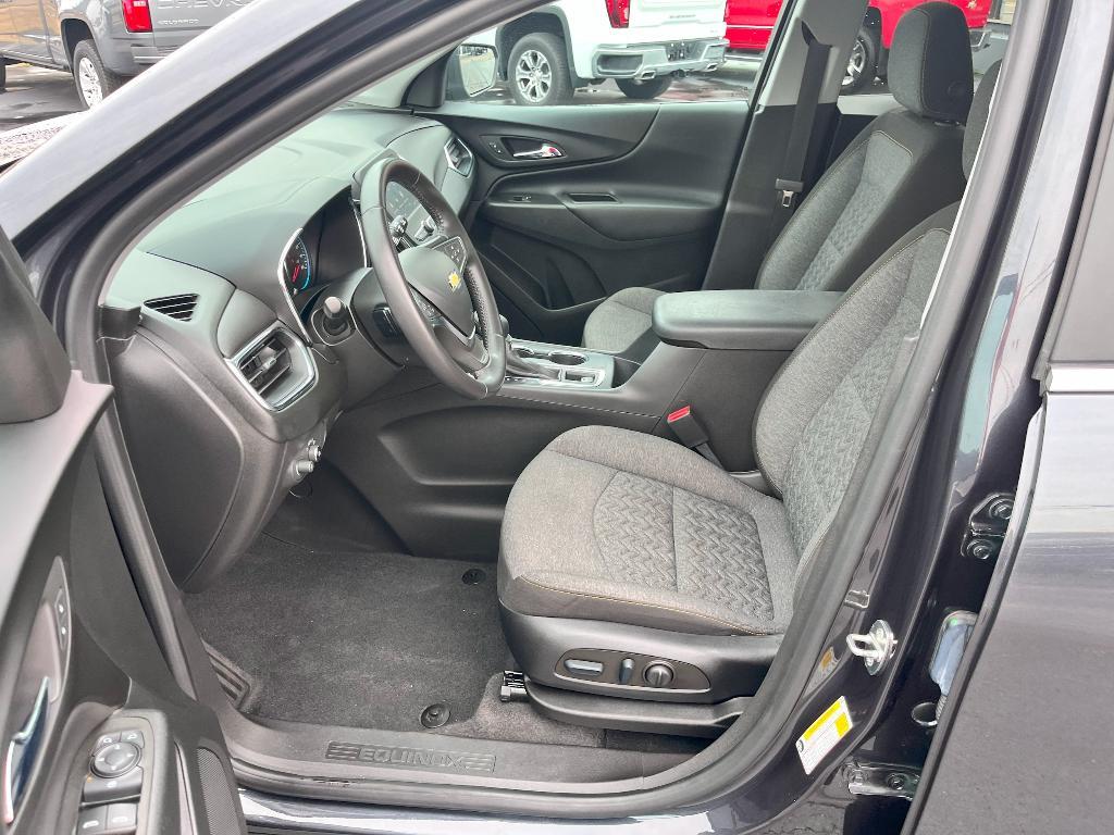 used 2022 Chevrolet Equinox car, priced at $21,822