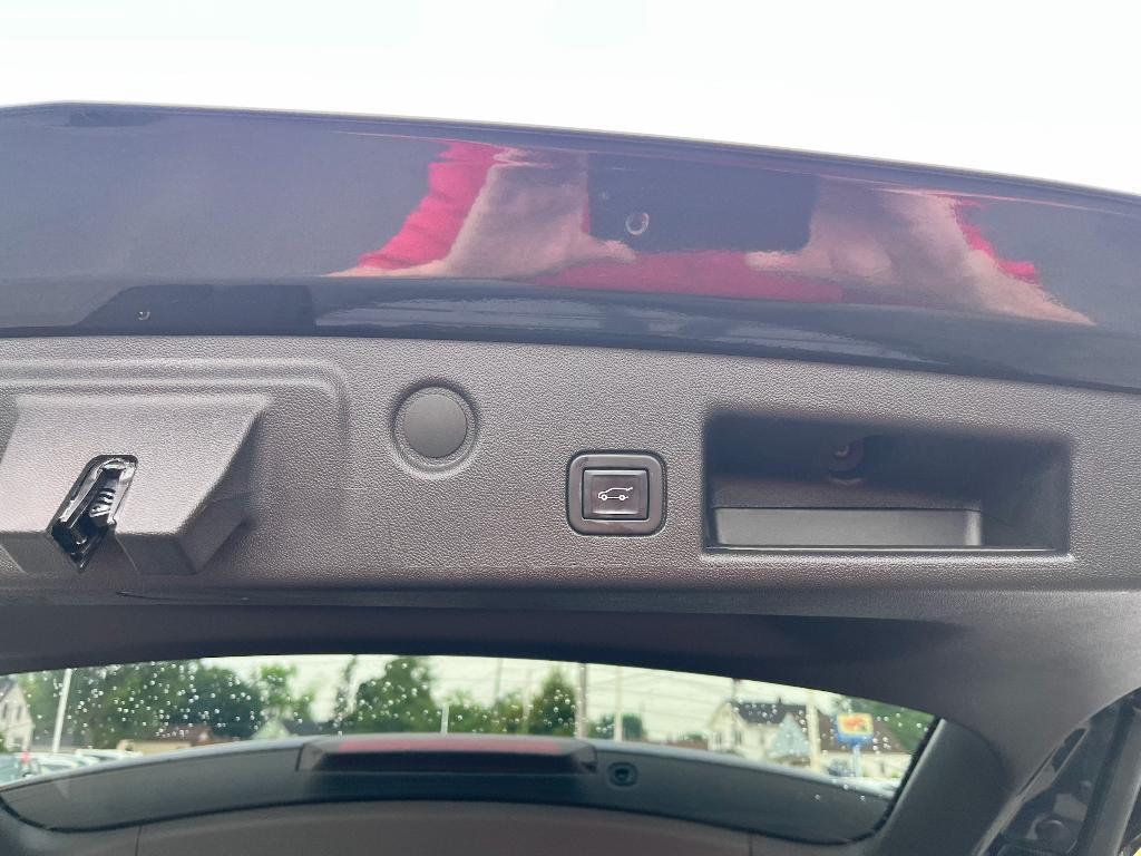 used 2022 Chevrolet Equinox car, priced at $21,822