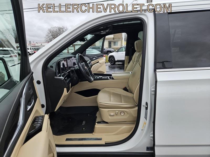 used 2023 Cadillac Escalade ESV car, priced at $78,995