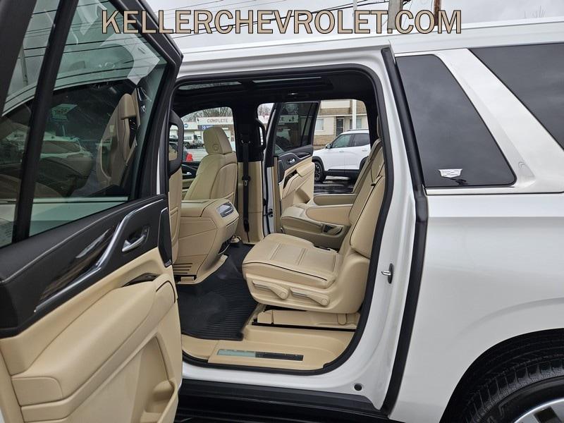 used 2023 Cadillac Escalade ESV car, priced at $78,995