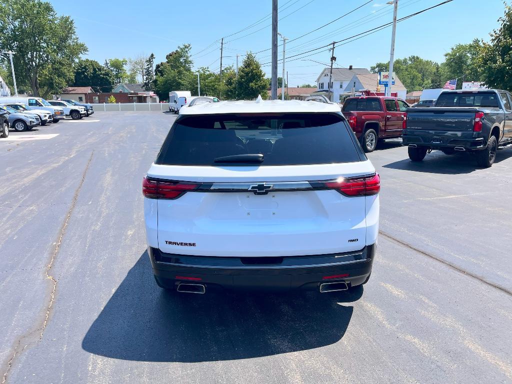 used 2023 Chevrolet Traverse car, priced at $39,999