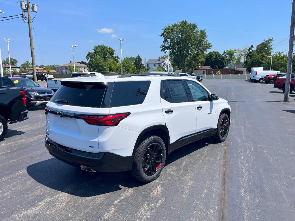 used 2023 Chevrolet Traverse car, priced at $39,999