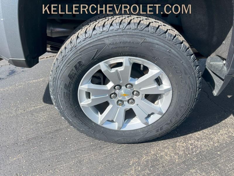 used 2022 Chevrolet Colorado car, priced at $30,999