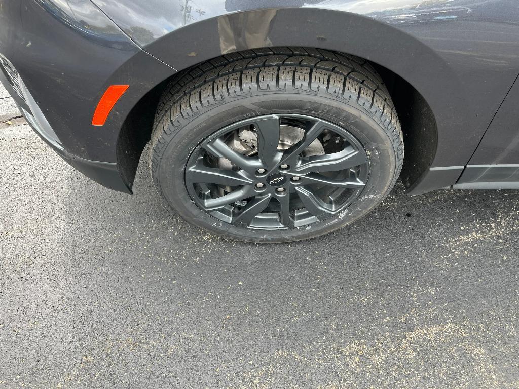 used 2022 Chevrolet Equinox car, priced at $23,990