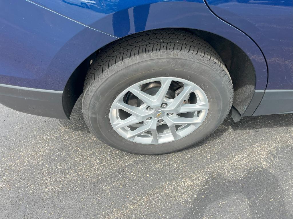 used 2022 Chevrolet Equinox car, priced at $23,999