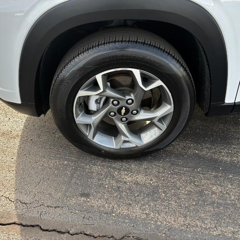 used 2024 Chevrolet Trax car, priced at $20,911