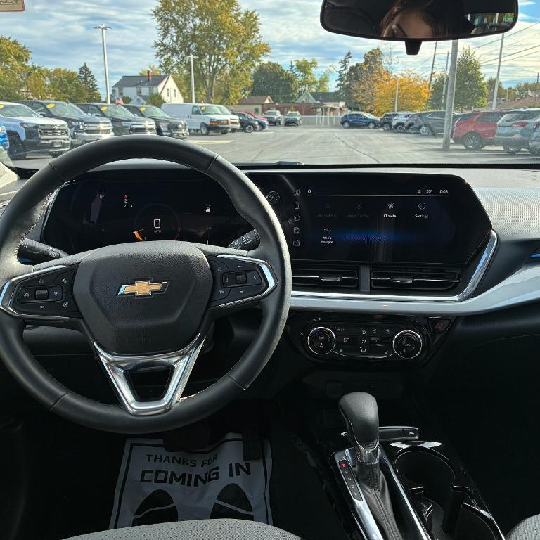 used 2024 Chevrolet Trax car, priced at $20,911