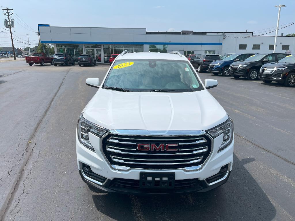 used 2022 GMC Terrain car, priced at $25,221