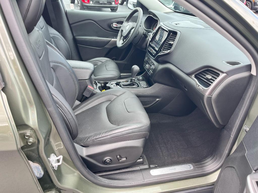 used 2021 Jeep Cherokee car, priced at $23,897