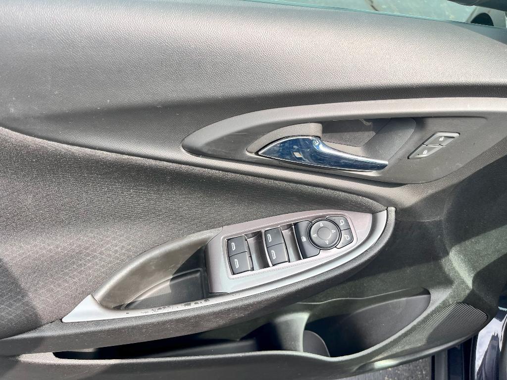 used 2022 Chevrolet Malibu car, priced at $19,999