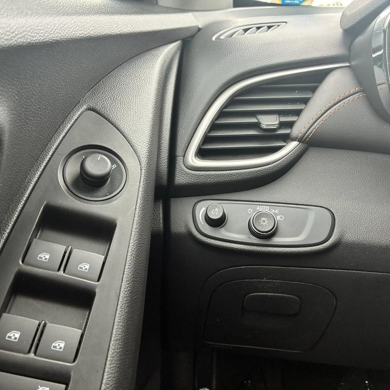 used 2022 Chevrolet Trax car, priced at $18,705