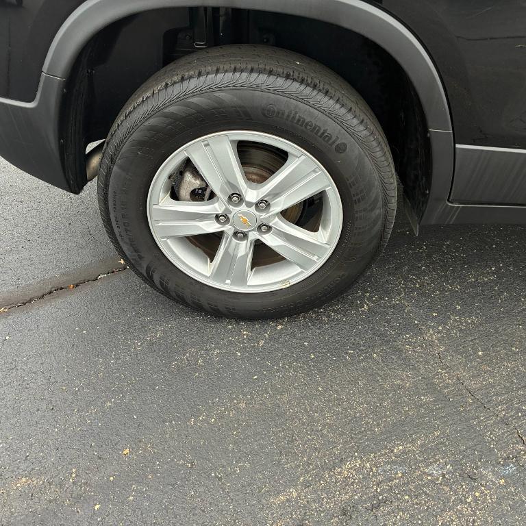 used 2022 Chevrolet Trax car, priced at $18,705