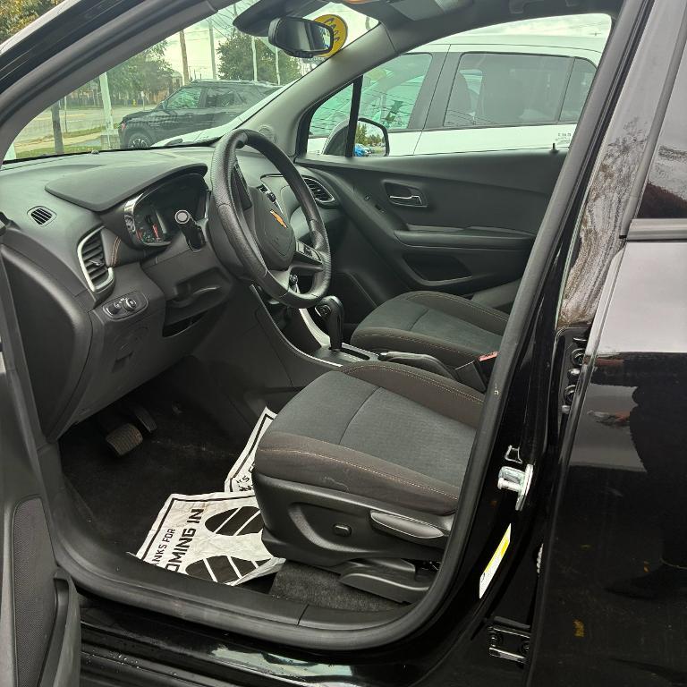 used 2022 Chevrolet Trax car, priced at $18,705