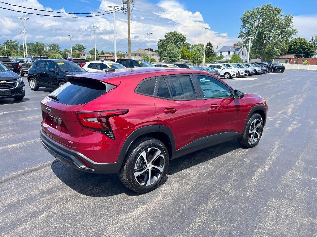 used 2024 Chevrolet Trax car, priced at $22,484