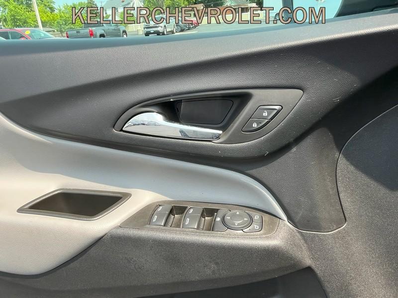 used 2023 Chevrolet Equinox car, priced at $22,489