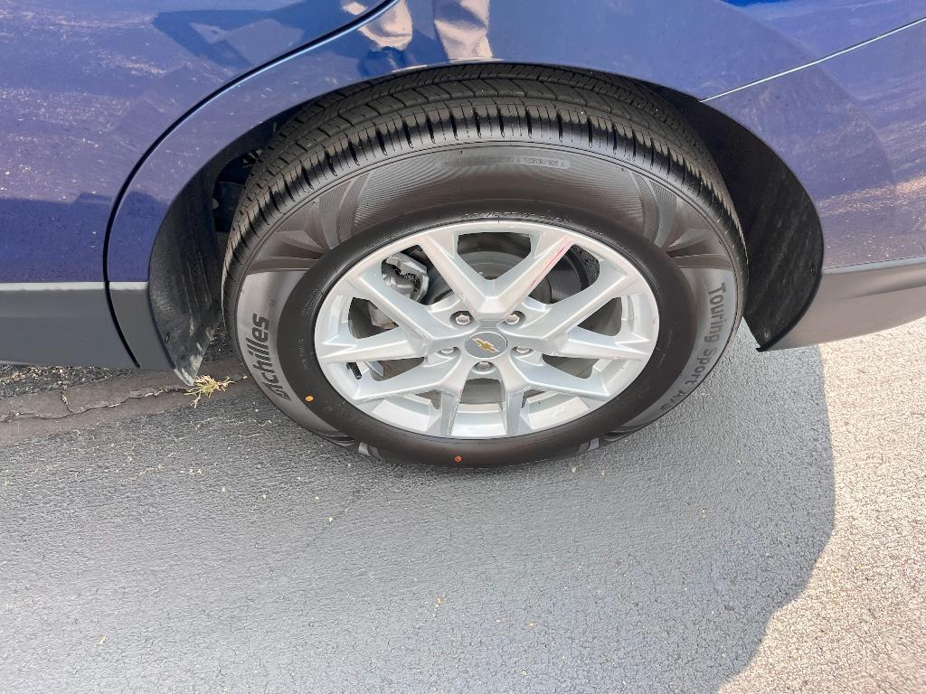 used 2022 Chevrolet Equinox car, priced at $21,194