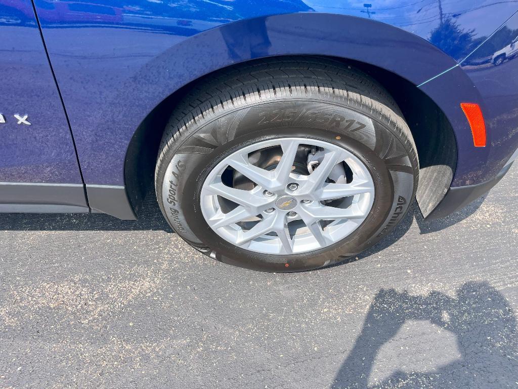 used 2022 Chevrolet Equinox car, priced at $21,194