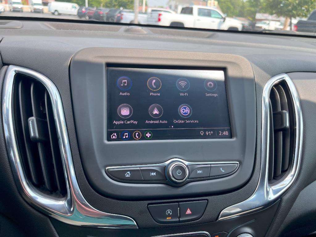 used 2022 Chevrolet Equinox car, priced at $21,194