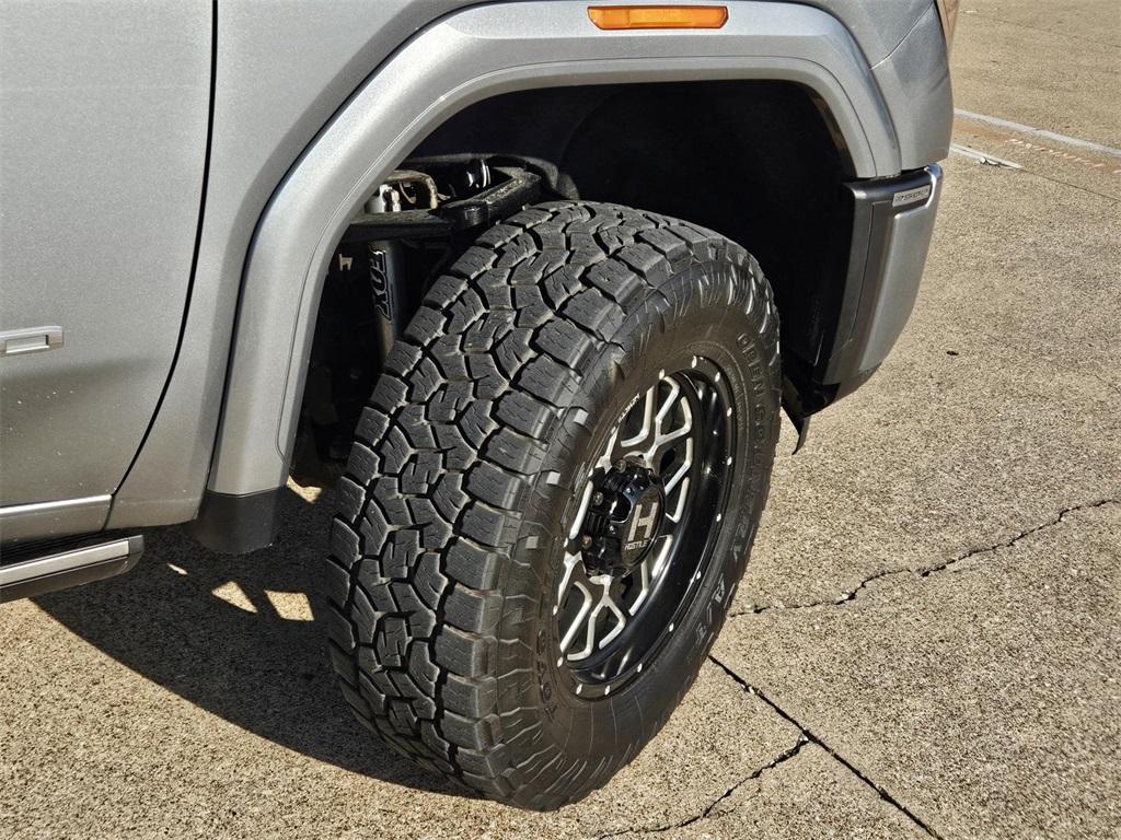 used 2024 GMC Sierra 2500 car, priced at $79,900