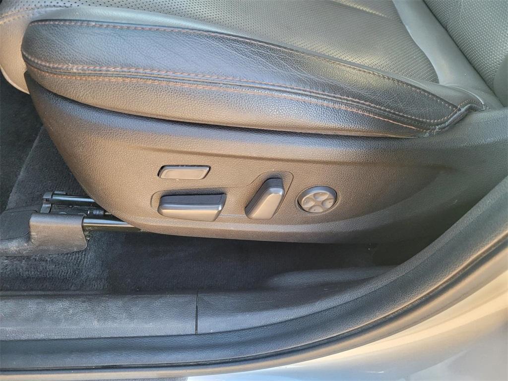 used 2020 Hyundai Santa Fe car, priced at $21,750